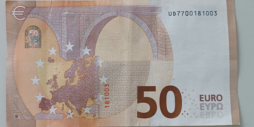 EUR 50-Schein mit Geburtsdatum 18. Oktober '03 – Foto des tatsächlichen Scheins